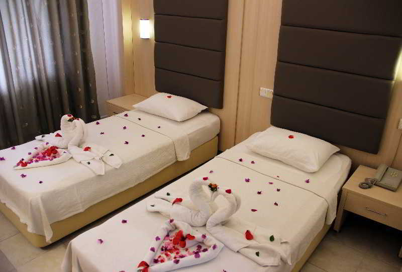 Ozcan Beach Hotel Turunç Dış mekan fotoğraf