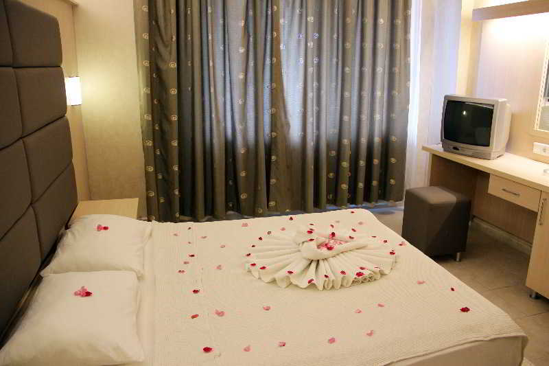 Ozcan Beach Hotel Turunç Dış mekan fotoğraf